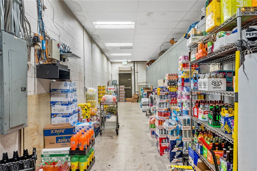 3200 Mission Avenue Property Photo 40