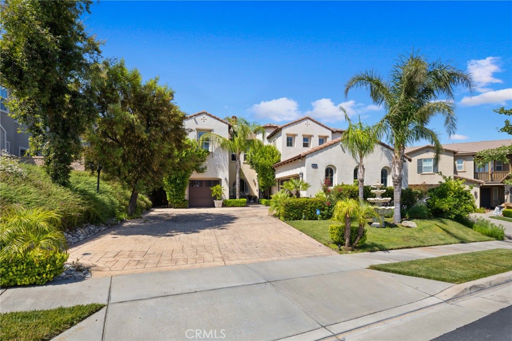 5231 Flora Court Property Photo 4