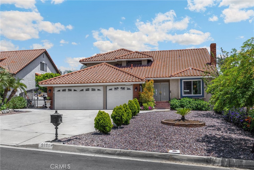 5999 Cedar Mountain Drive Property Photo 4