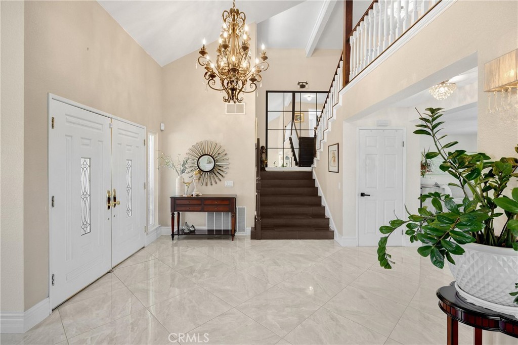 5999 Cedar Mountain Drive Property Photo 9