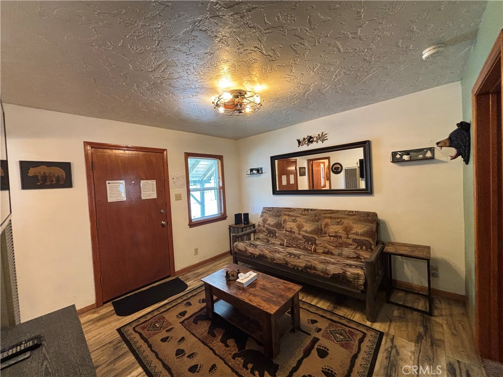 41317 Park Avenue Property Photo 6