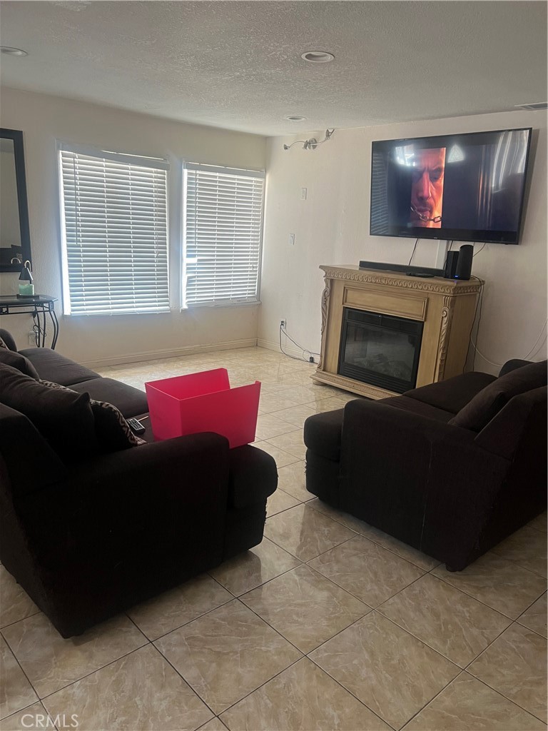 26832 6th Street Property Photo 10