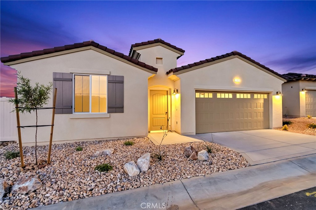 7408 Desert Sky Drive Property Photo 1