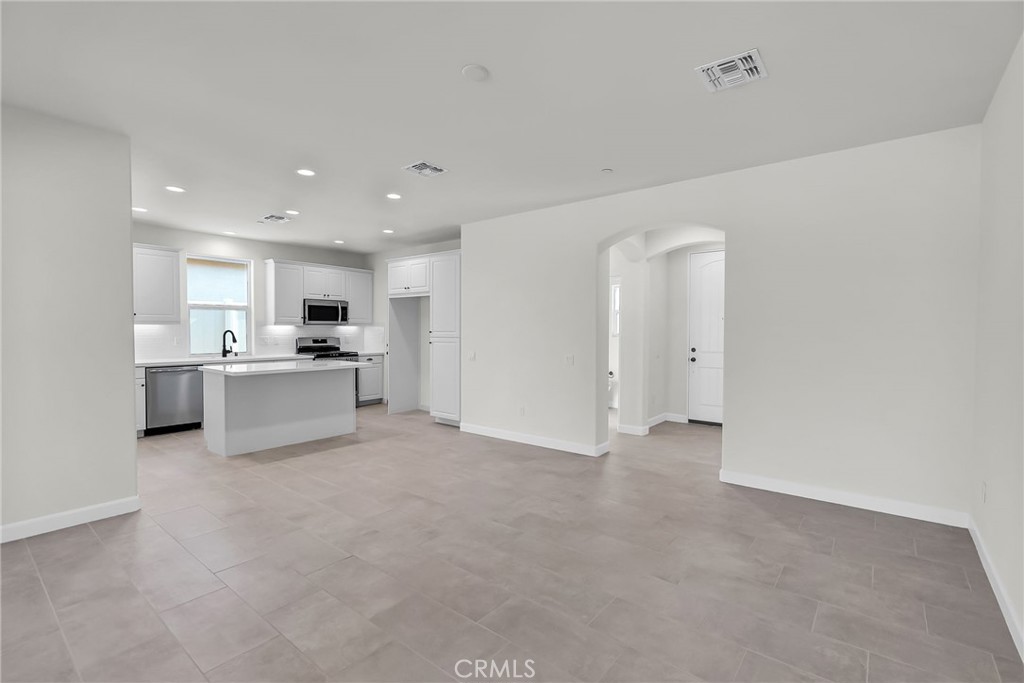 7432 Desert Sky Drive Property Photo 12