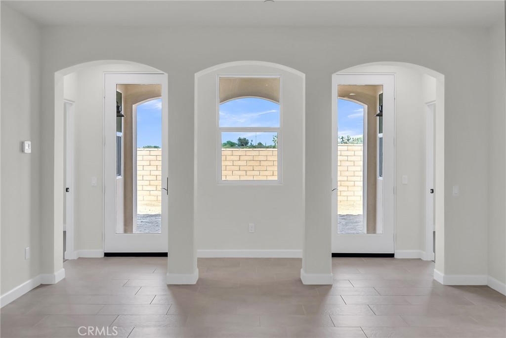 7432 Desert Sky Drive Property Photo 14