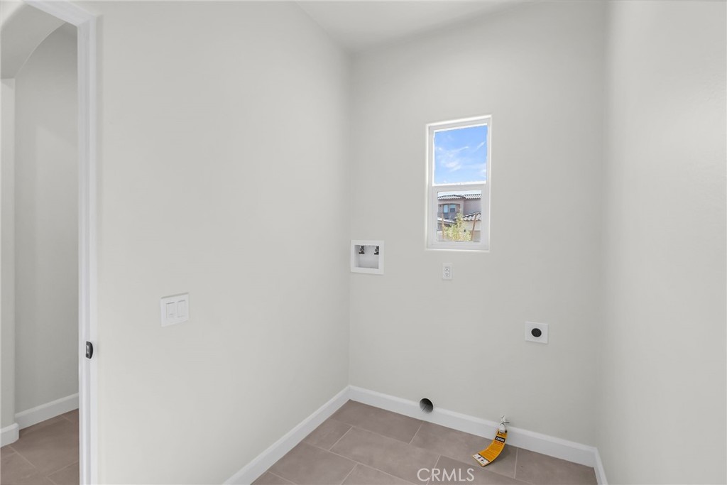 7432 Desert Sky Drive Property Photo 15