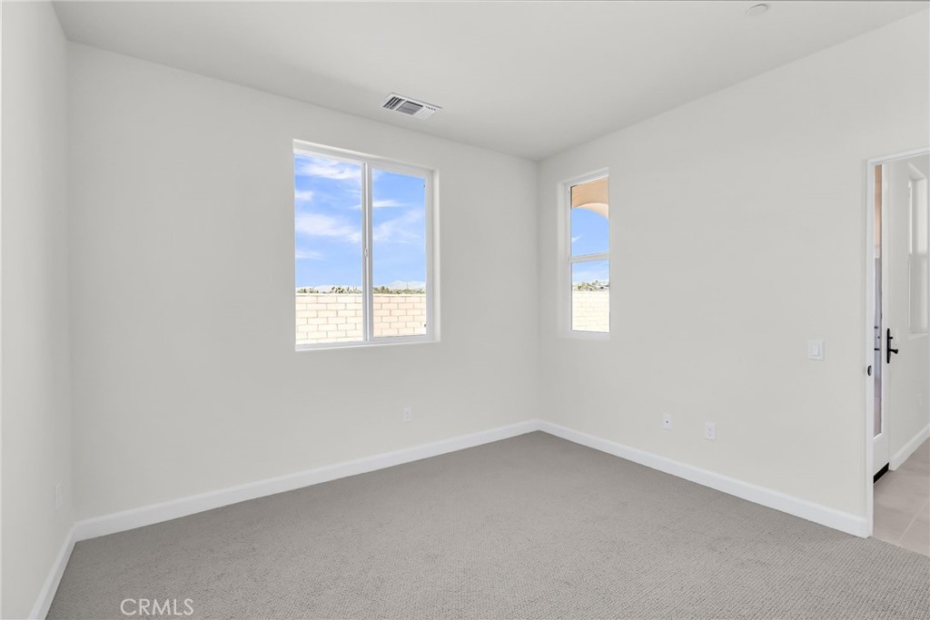 7432 Desert Sky Drive Property Photo 17