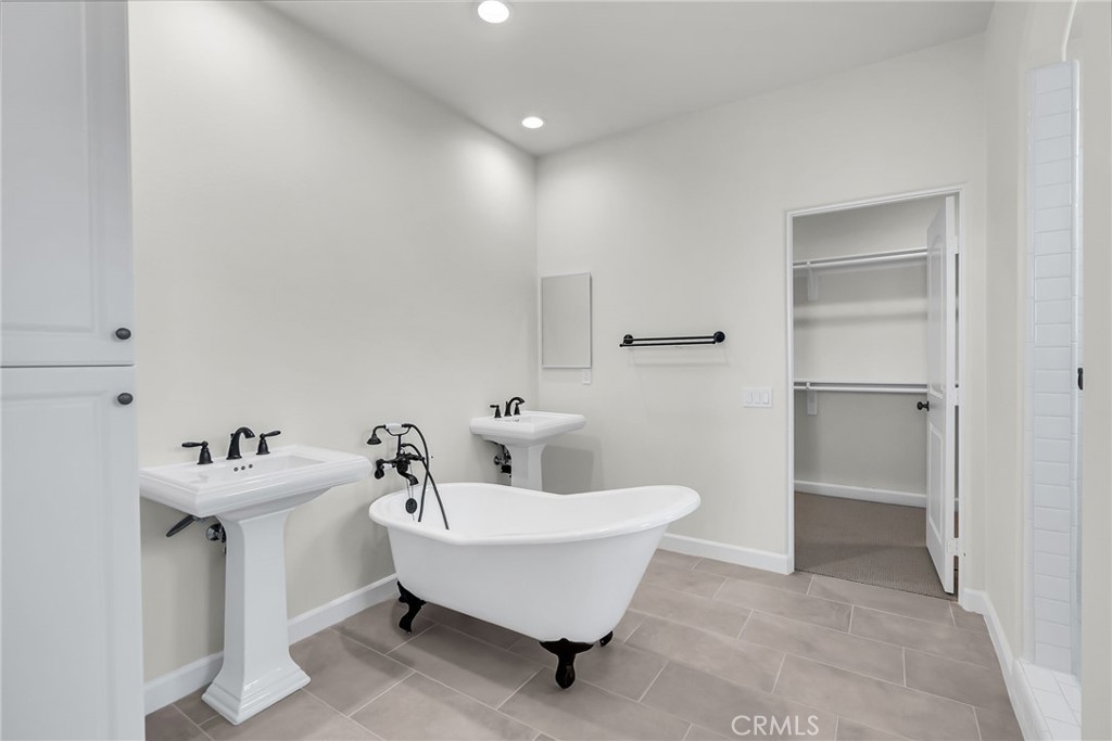 7432 Desert Sky Drive Property Photo 19