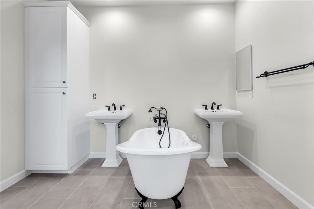 7432 Desert Sky Drive Property Photo 20