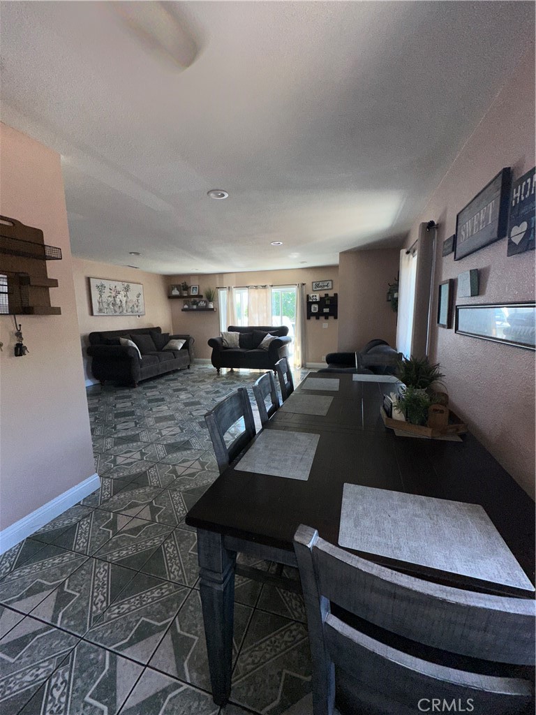 9387 Frankfort Avenue Property Photo 6