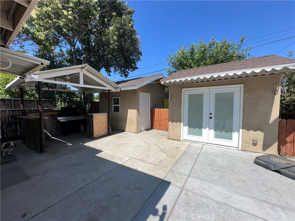 9387 Frankfort Avenue Property Photo 10