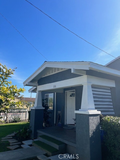 226 E Edinger Avenue Property Photo 1