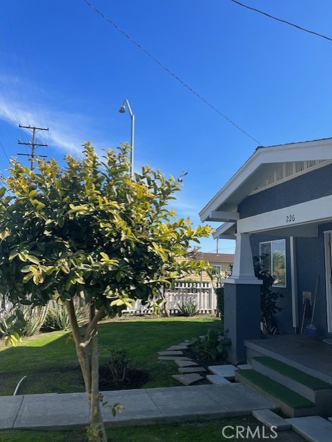 226 E Edinger Avenue Property Photo 2