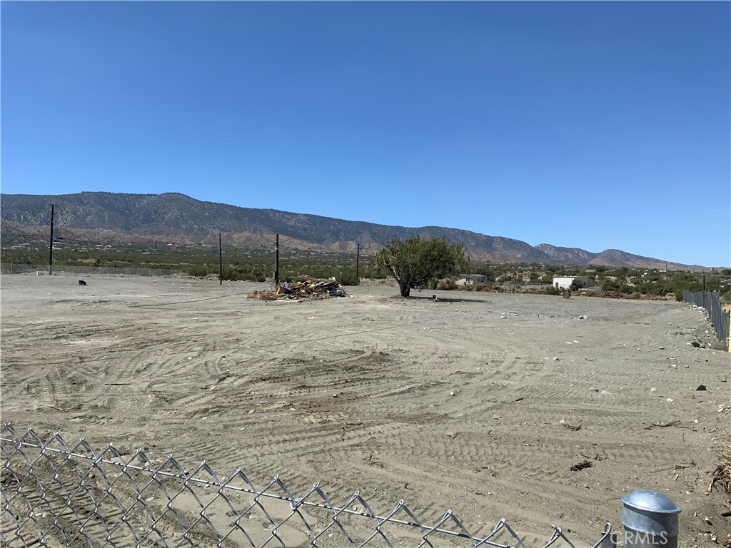 2424 Phelan Road Property Photo 4