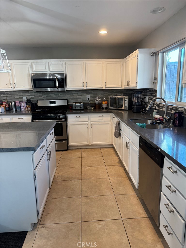 32555 Via Perales Property Photo 15
