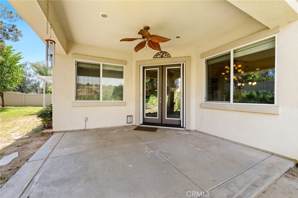 1726 Reyes Lane Property Photo 14