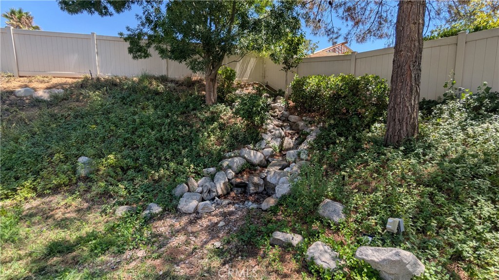 1726 Reyes Lane Property Photo 16