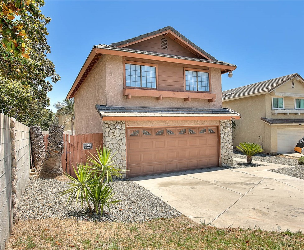 7711 Cartilla Avenue Property Photo 2