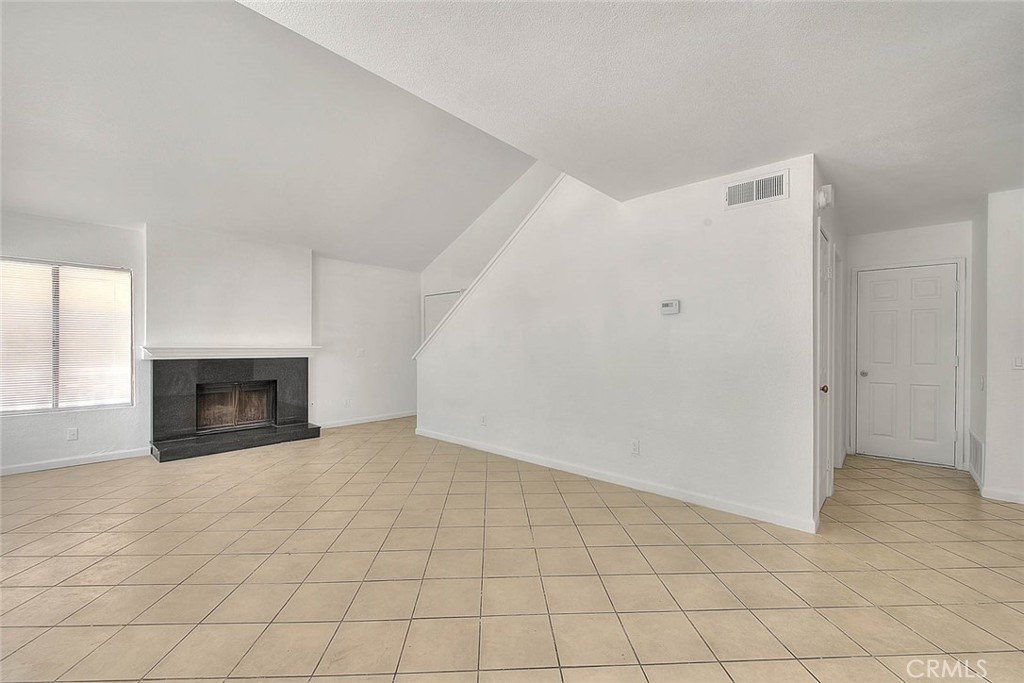 7711 Cartilla Avenue Property Photo 6