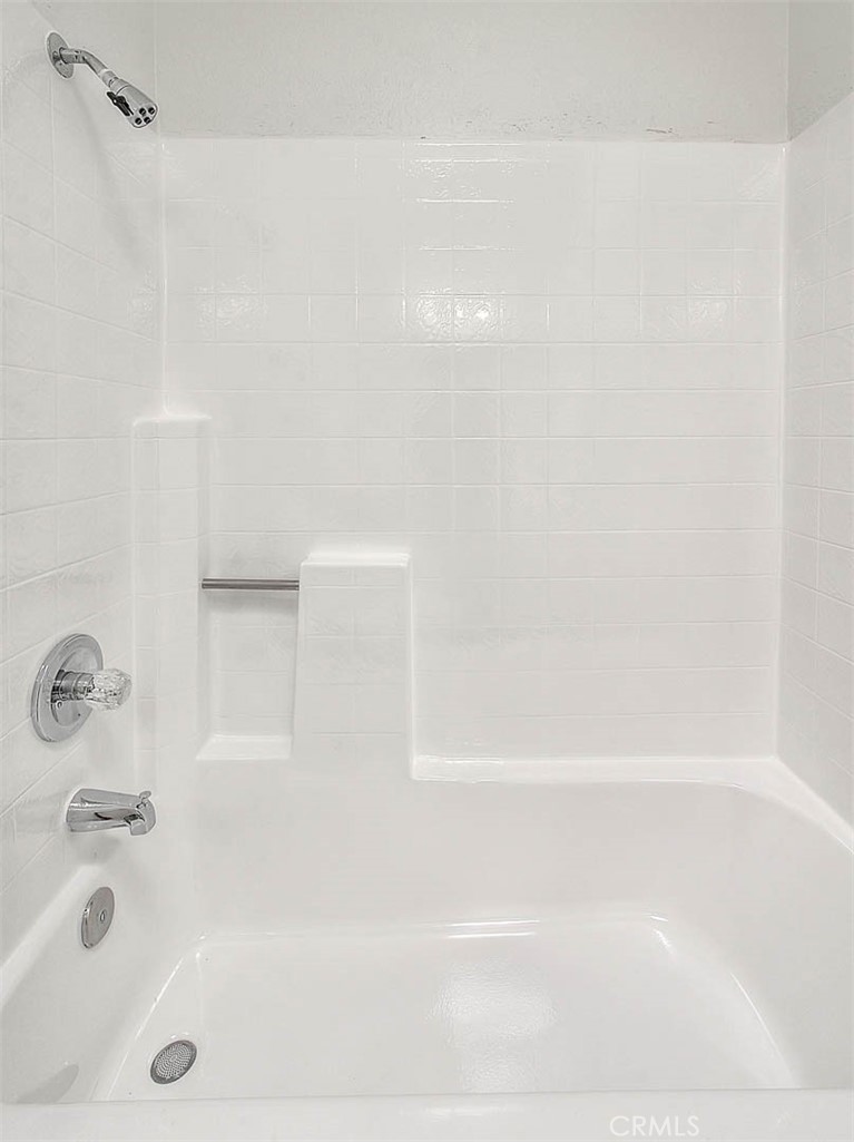 7711 Cartilla Avenue Property Photo 14