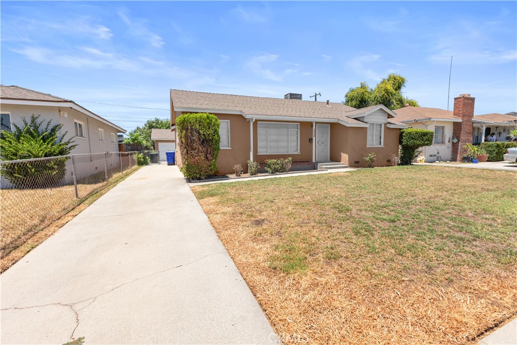 1256 Windsor Drive Property Photo 4