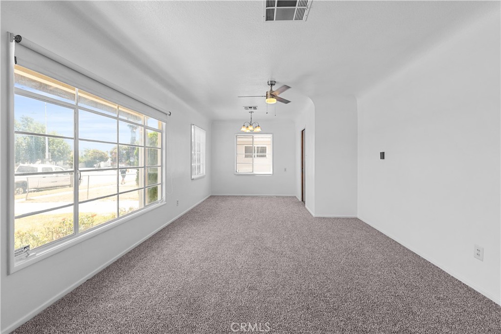 1256 Windsor Drive Property Photo 7