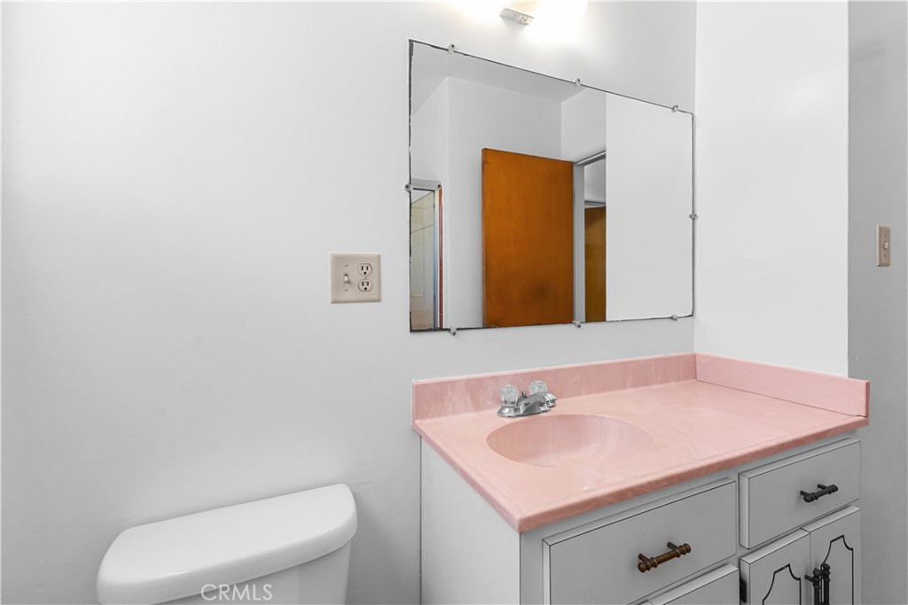 1256 Windsor Drive Property Photo 27