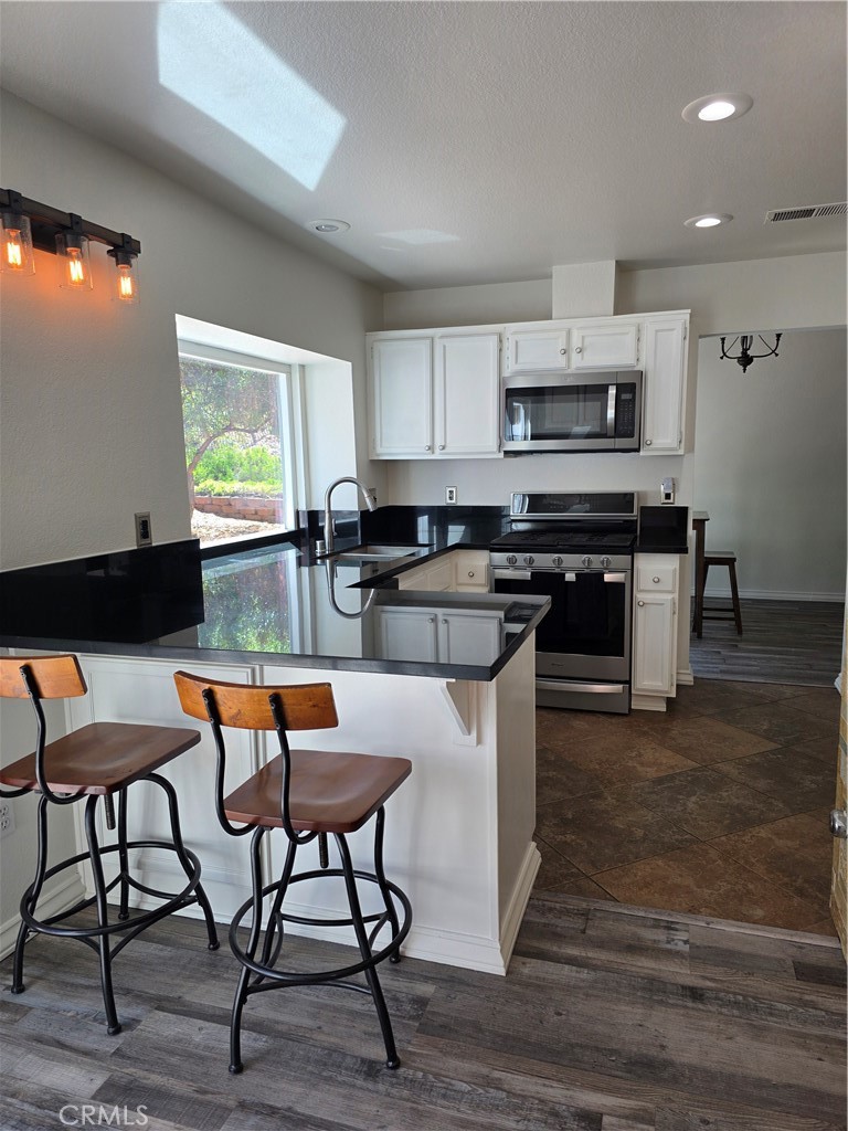 29390 Crest View Lane Property Photo 9