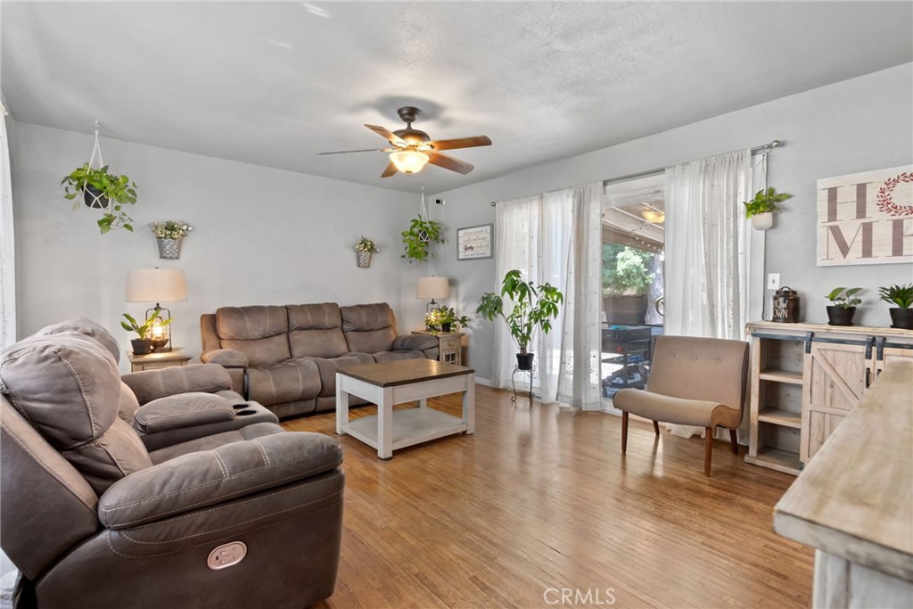 7430 Dunkirk Avenue Property Photo 4