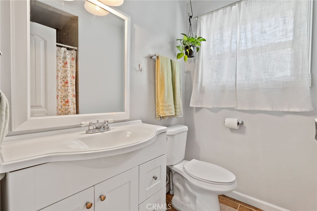 7430 Dunkirk Avenue Property Photo 14