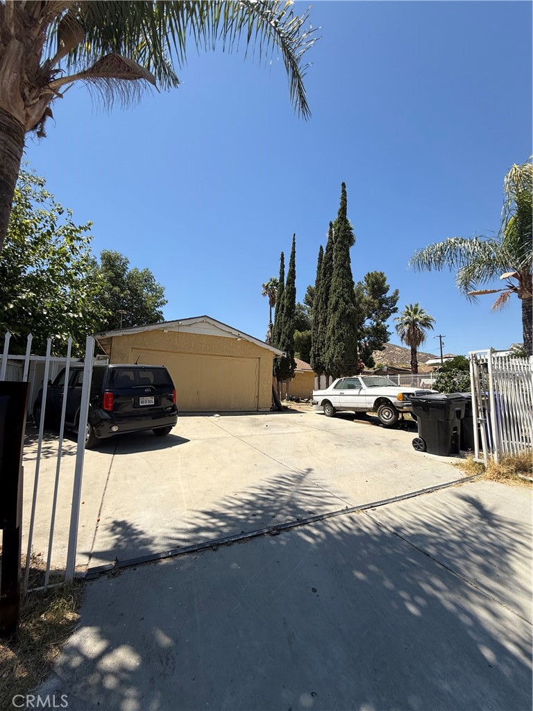 3187 Ruthann Drive Property Photo 1