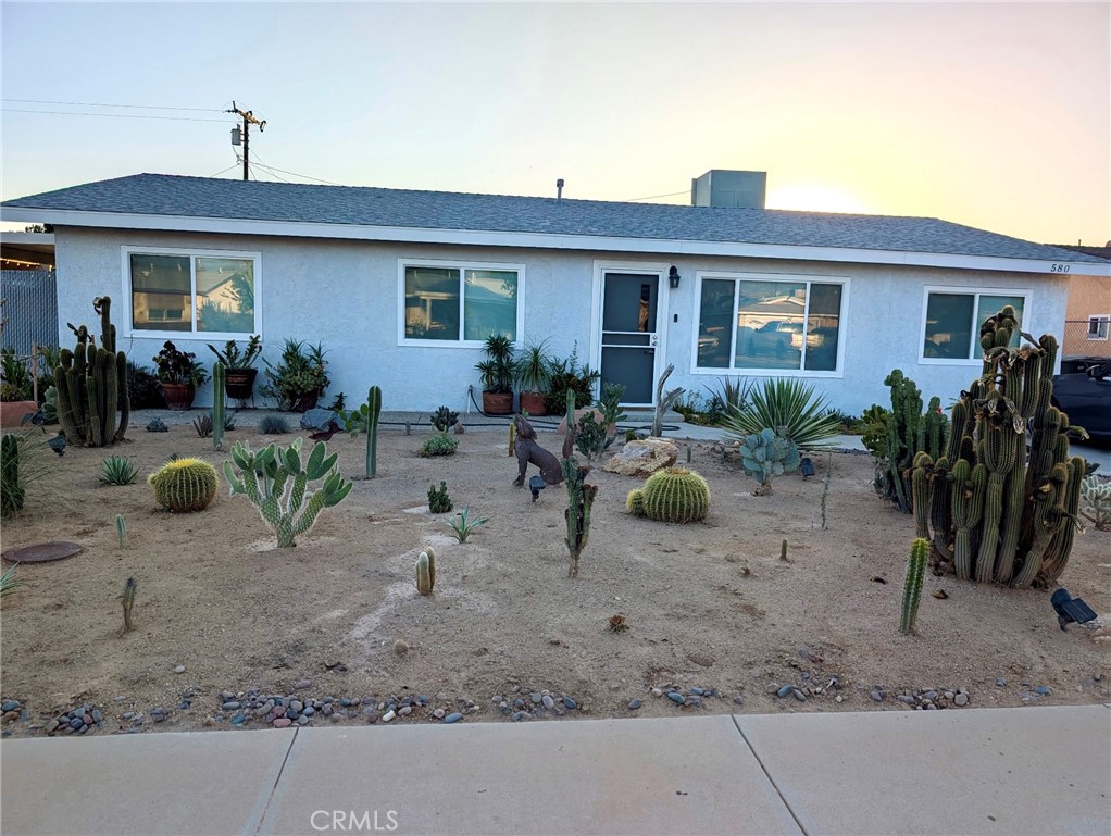 580 Cecelia Property Photo 1