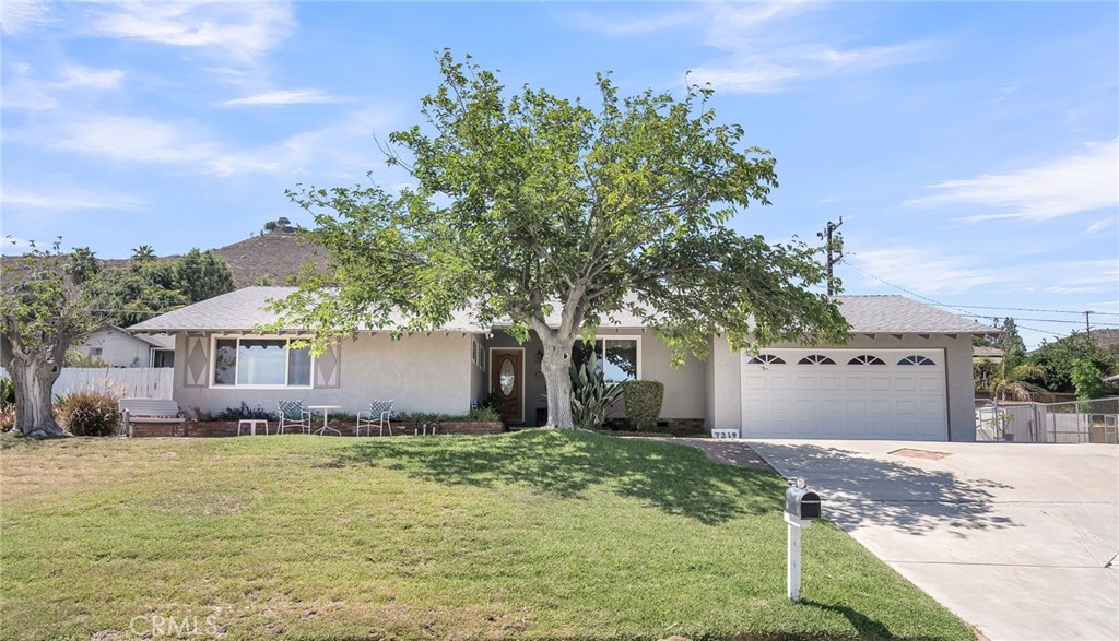 7219 Font Avenue Property Photo 1