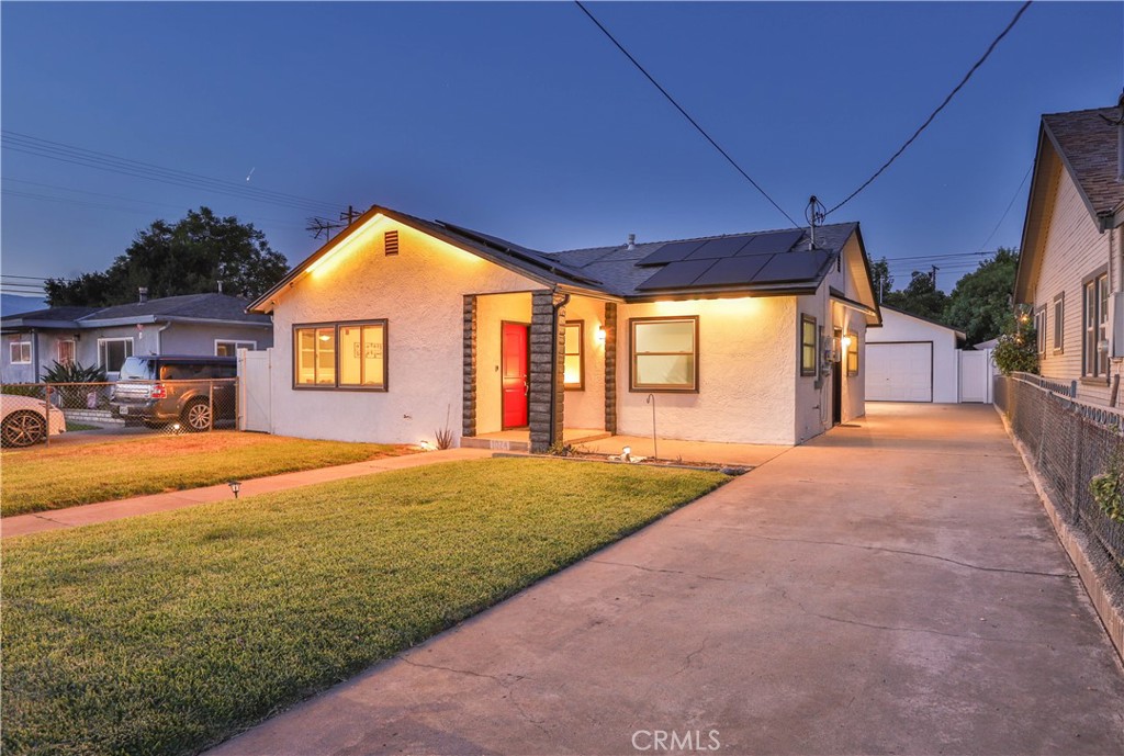 1024 Lawton Street Property Photo 1