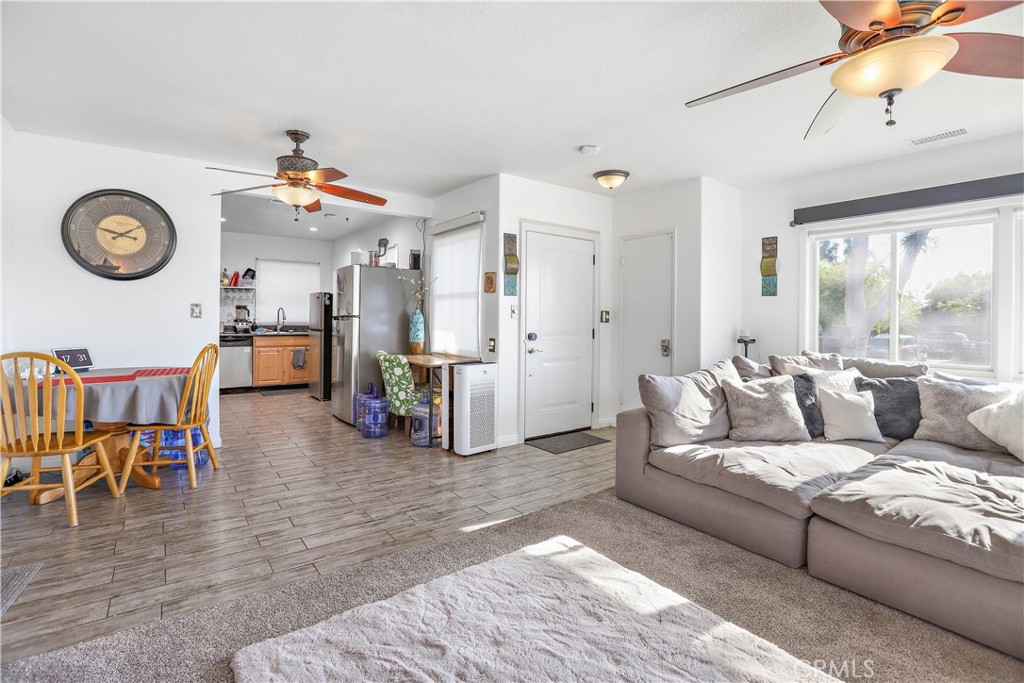 1024 Lawton Street Property Photo 15
