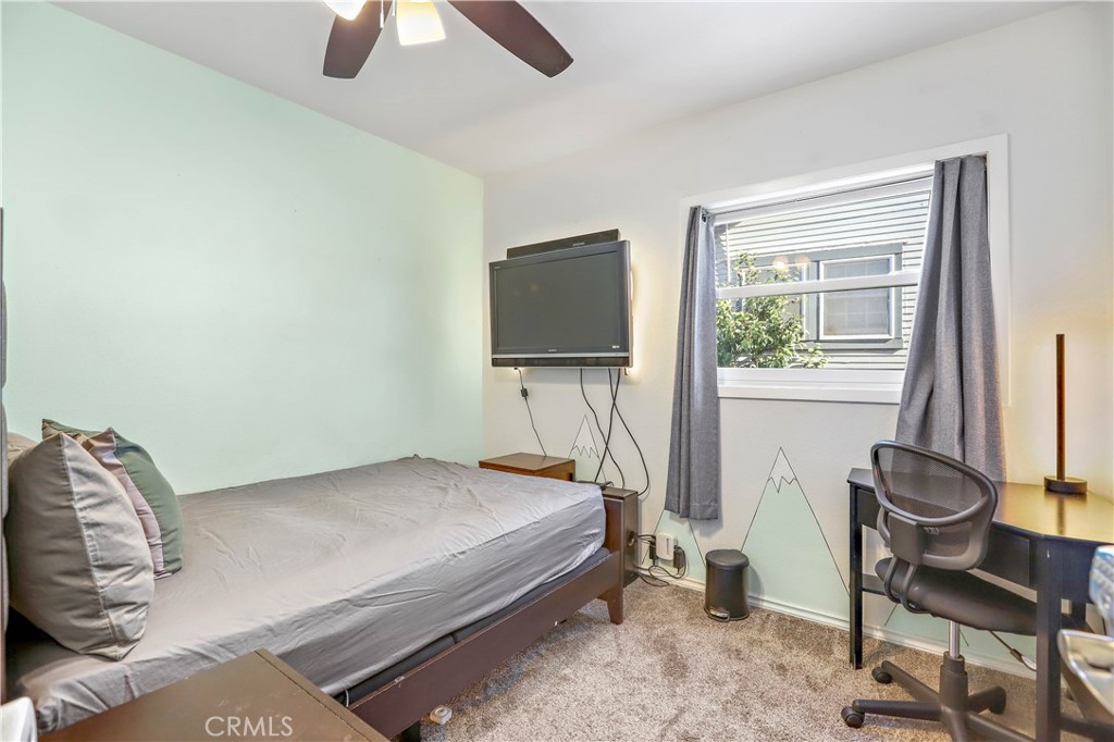 1024 Lawton Street Property Photo 21