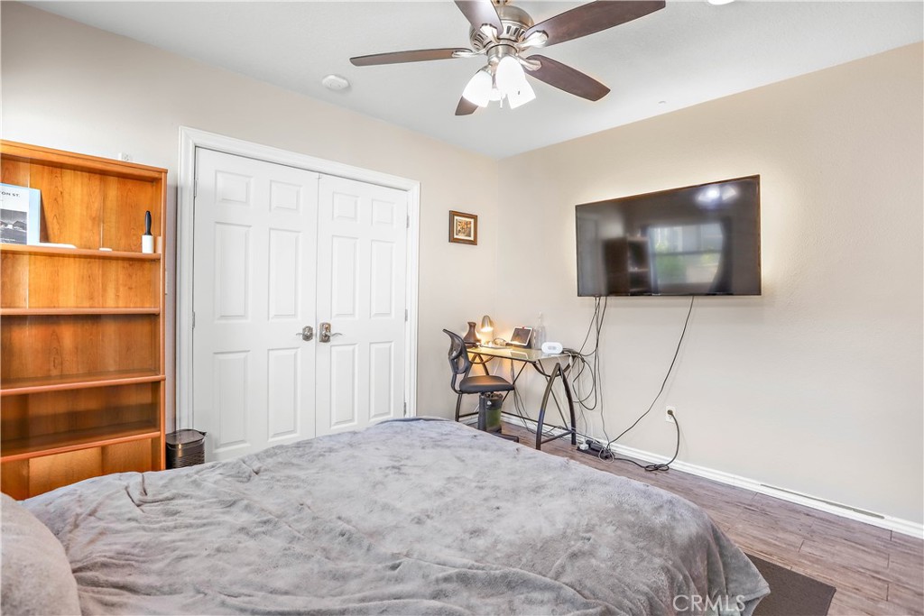 1024 Lawton Street Property Photo 24