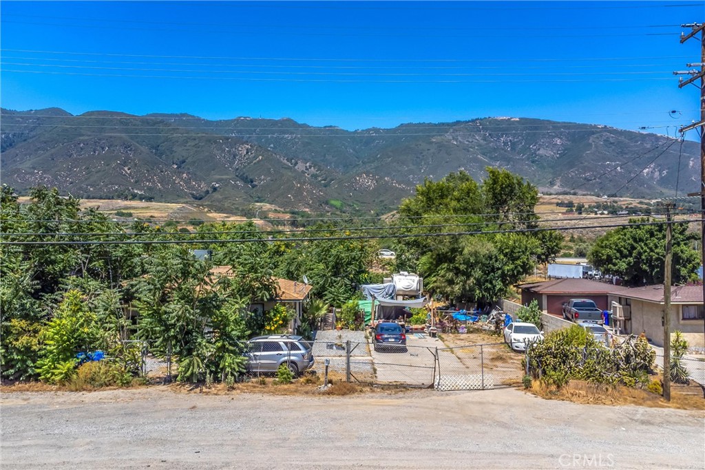 18864 Cajon Boulevard Property Photo 5