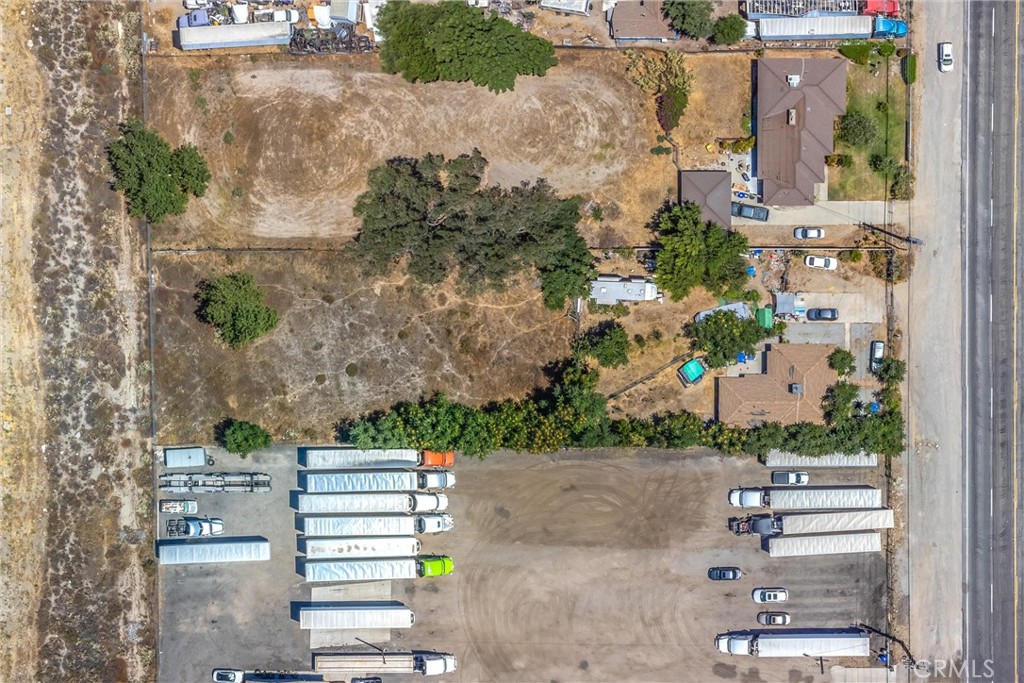 18864 Cajon Boulevard Property Photo 7