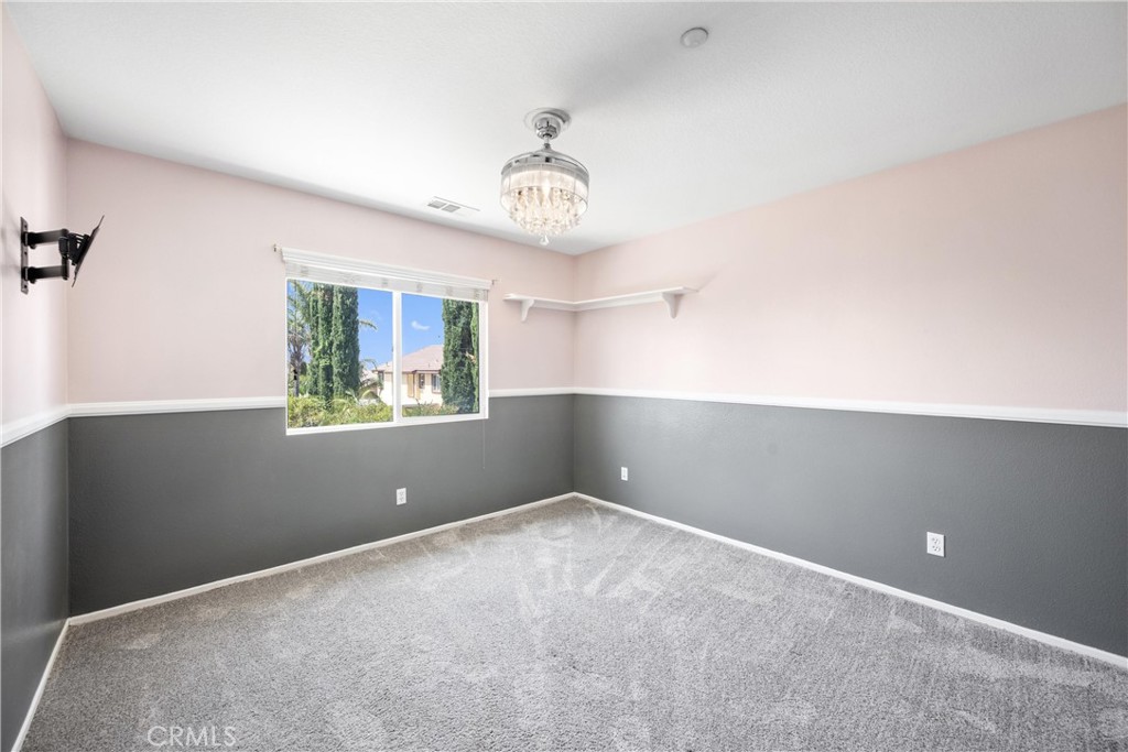 15353 Isabel Lane Property Photo 24