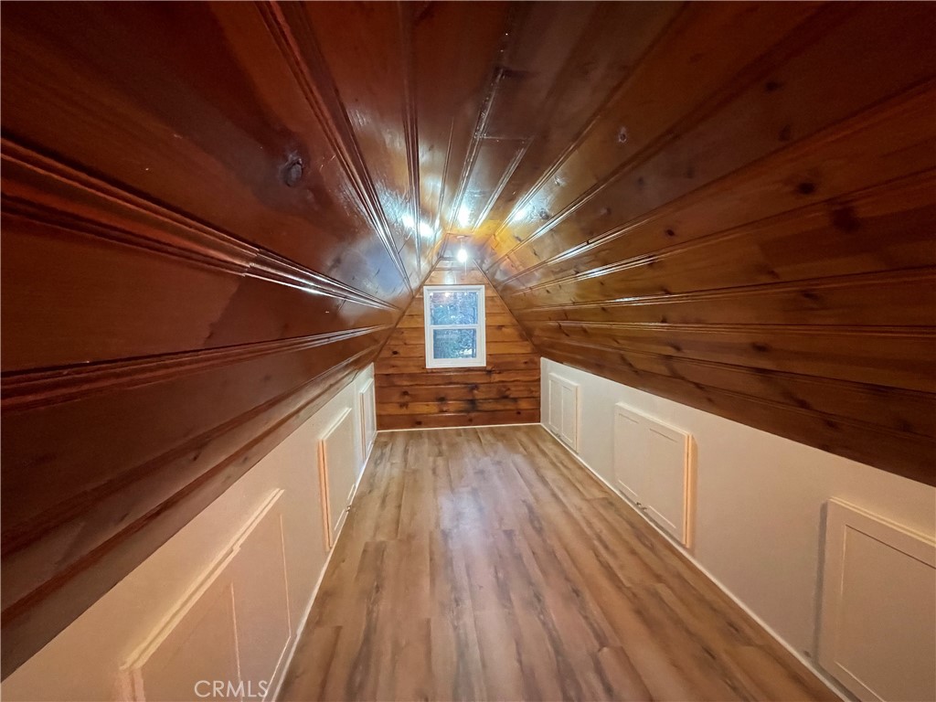 651 Community Drive Property Photo 15