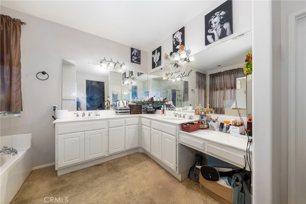 26 Billings Avenue Property Photo 21