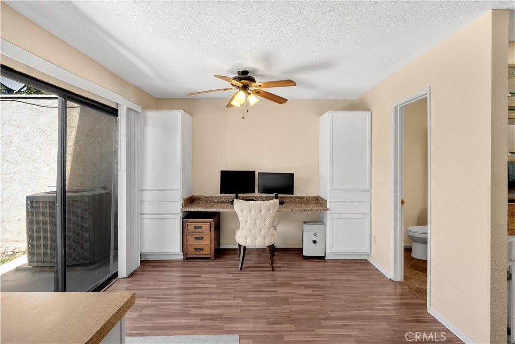 2061 W Redlands Boulevard 7b Property Photo 14