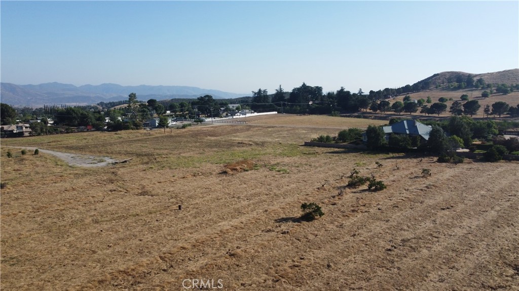 10045 Bluff Street Property Photo 2
