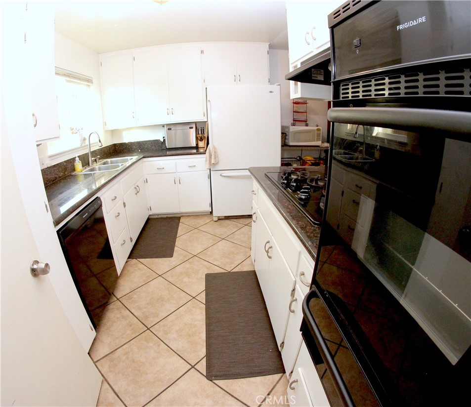 2904 Sterling Street Property Photo 7