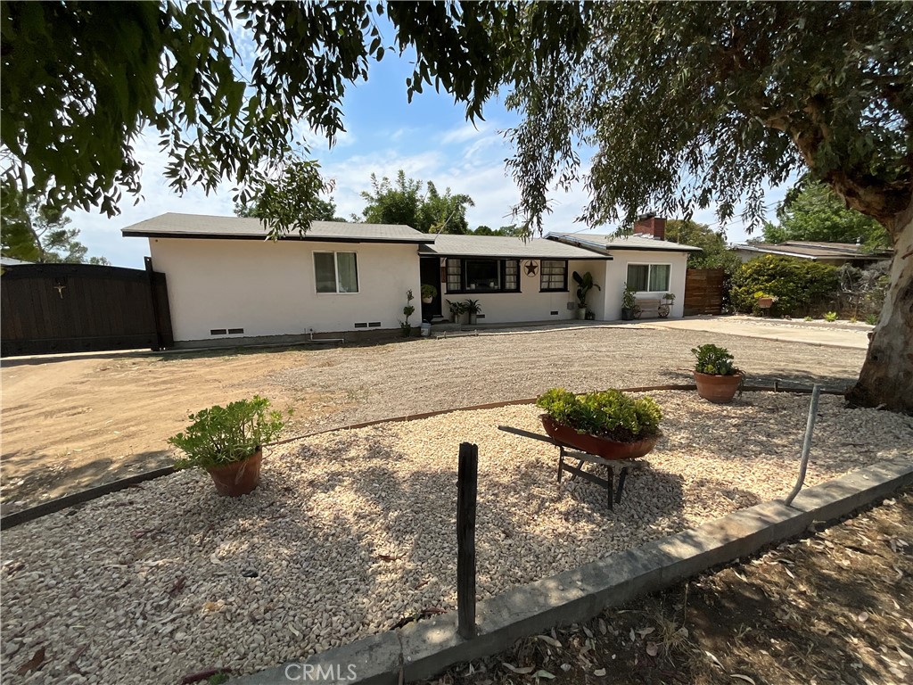 12572 14th Street Property Photo 3