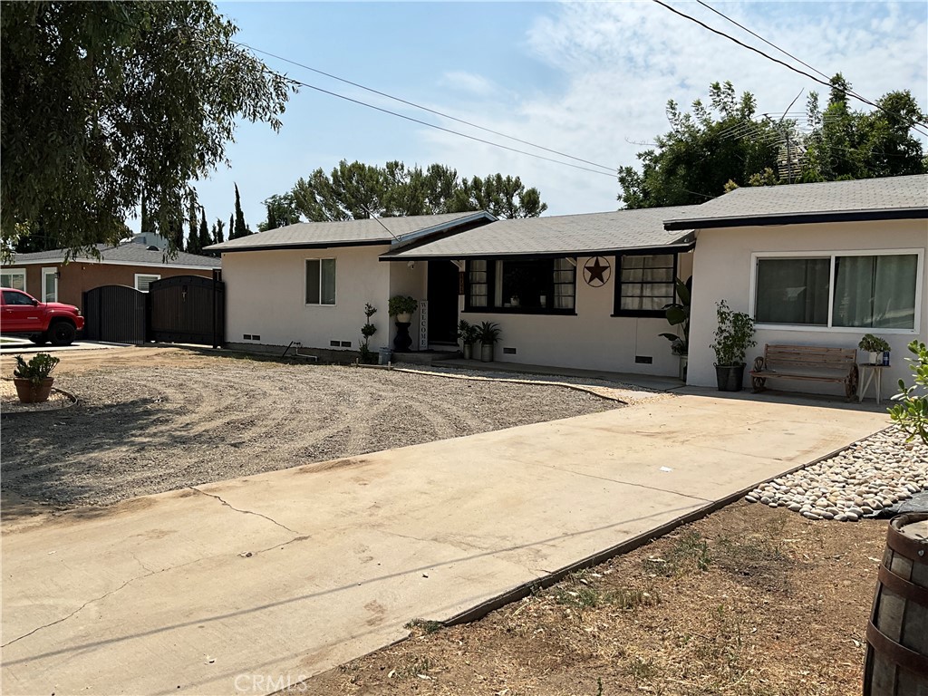 12572 14th Street Property Photo 4