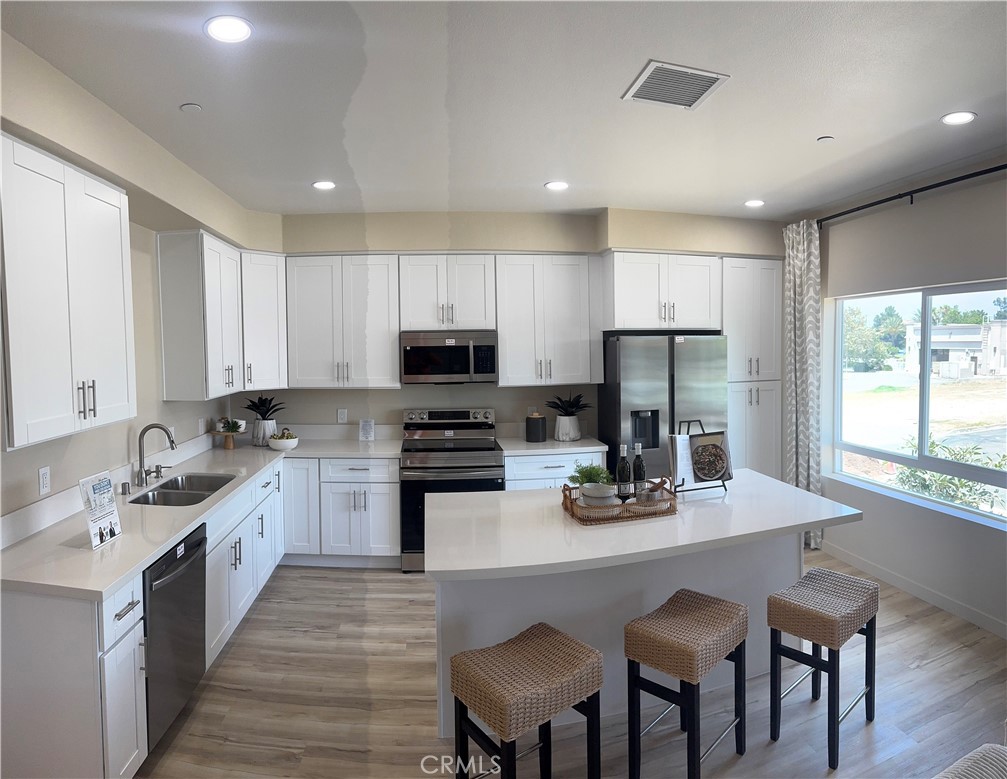 14428 Bing Avenue Property Photo 2