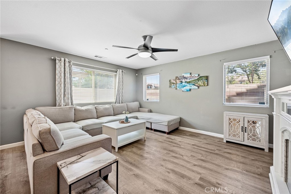 1405 Aloe Court Property Photo 8