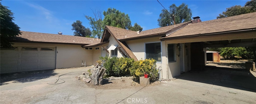 10613 Ohio Street Property Photo 1